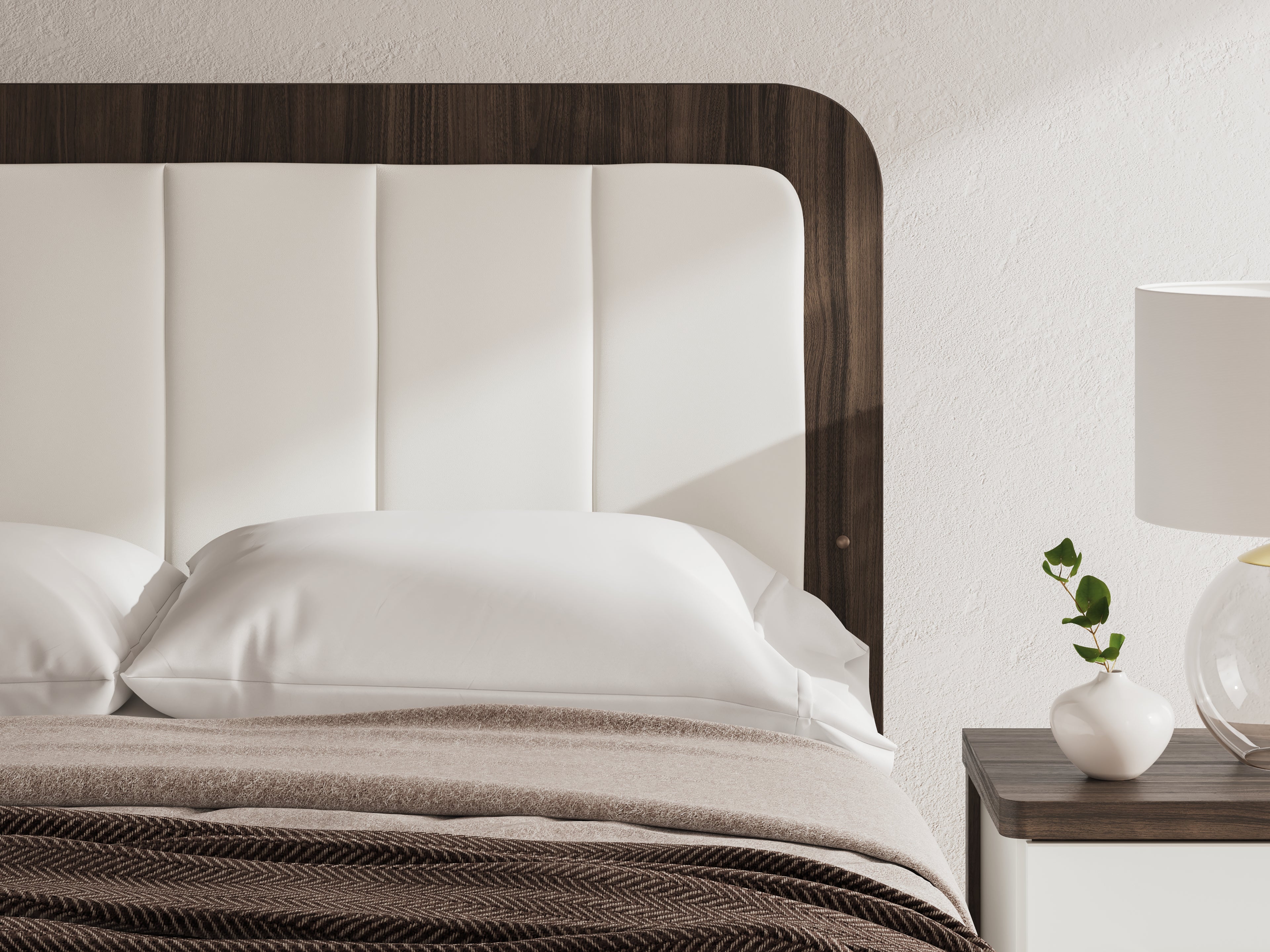 Kendanport Queen Upholstered Platform Bed, Dresser and Mirror - PCB1108B3