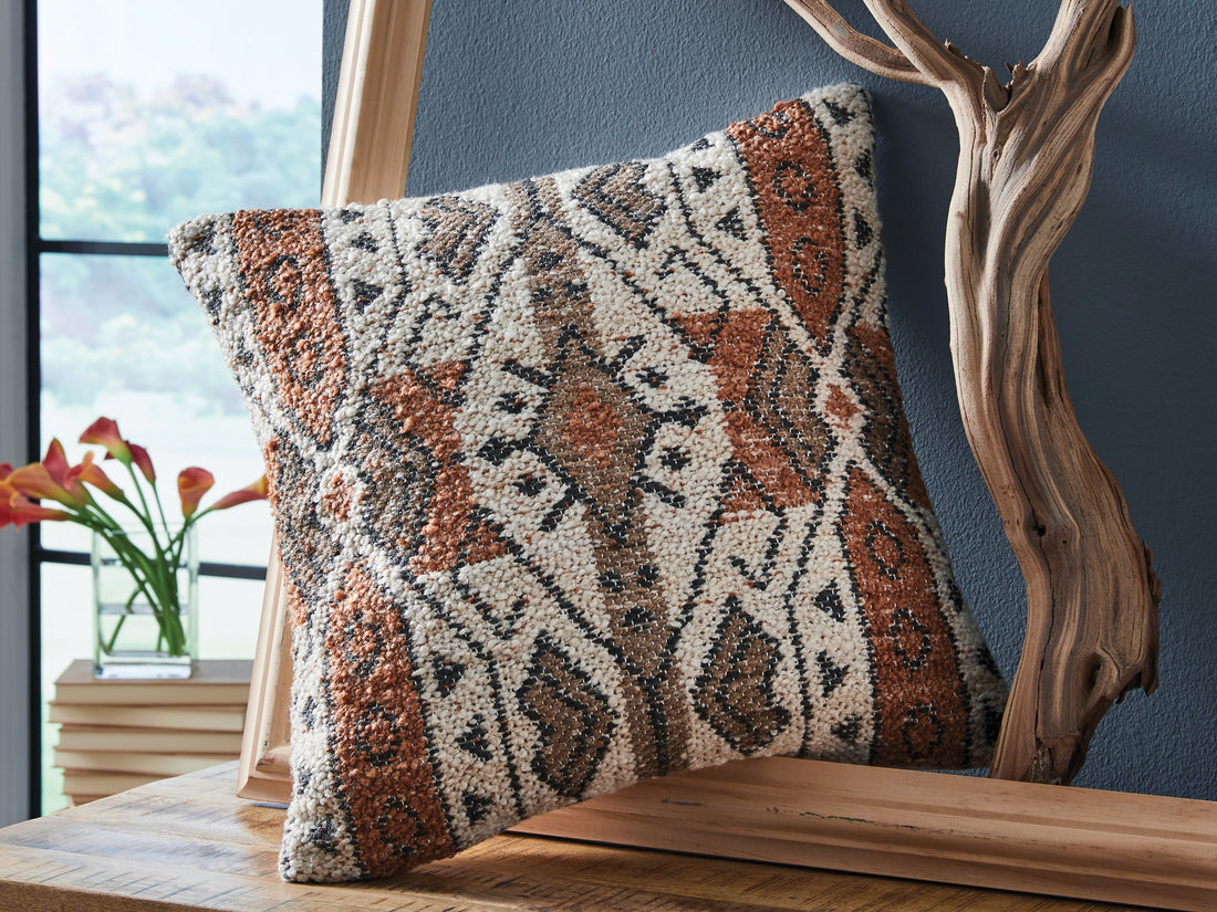 Kierenworth Sienna/Ivory/Black Pillow (Set of 4) - A1001110