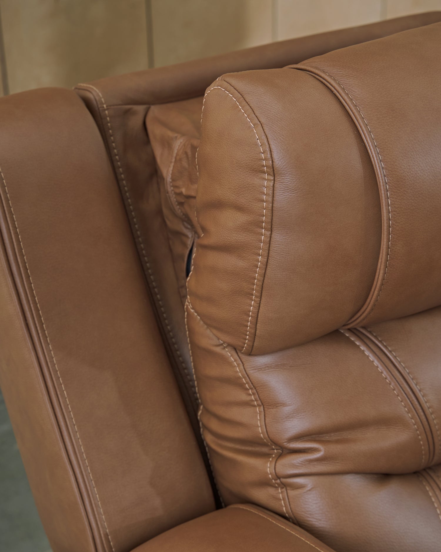Knightington Caramel Power Recliner with Audio Seating - PCU1160013A