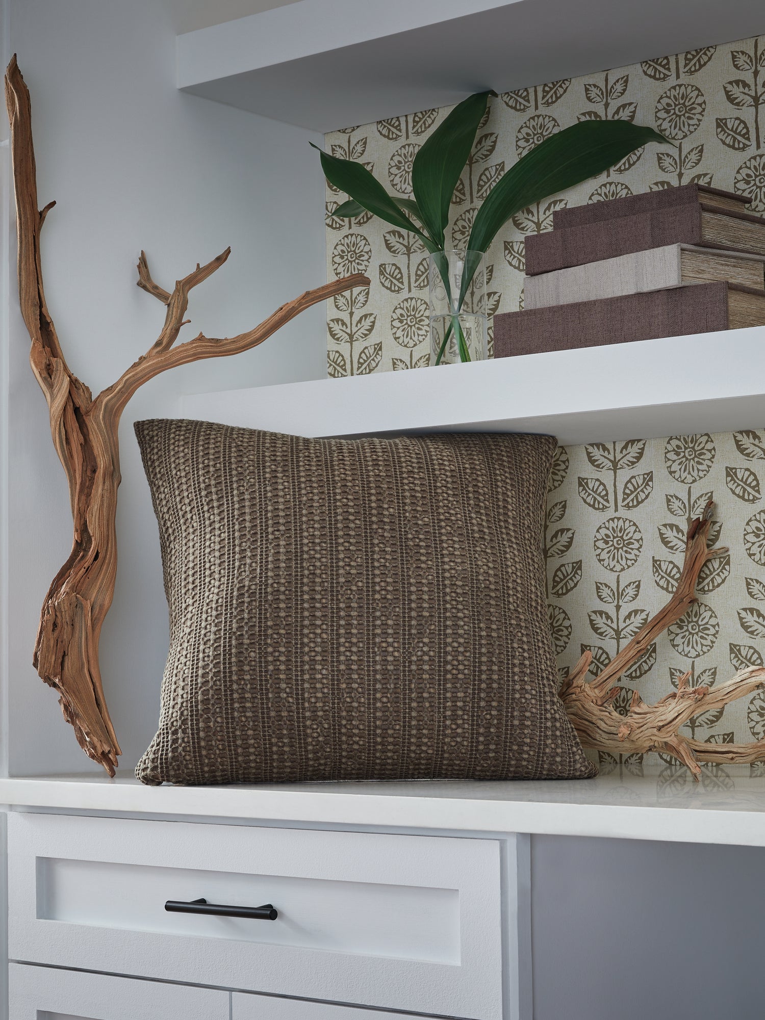 Landcher Brown Pillow - A1001104P