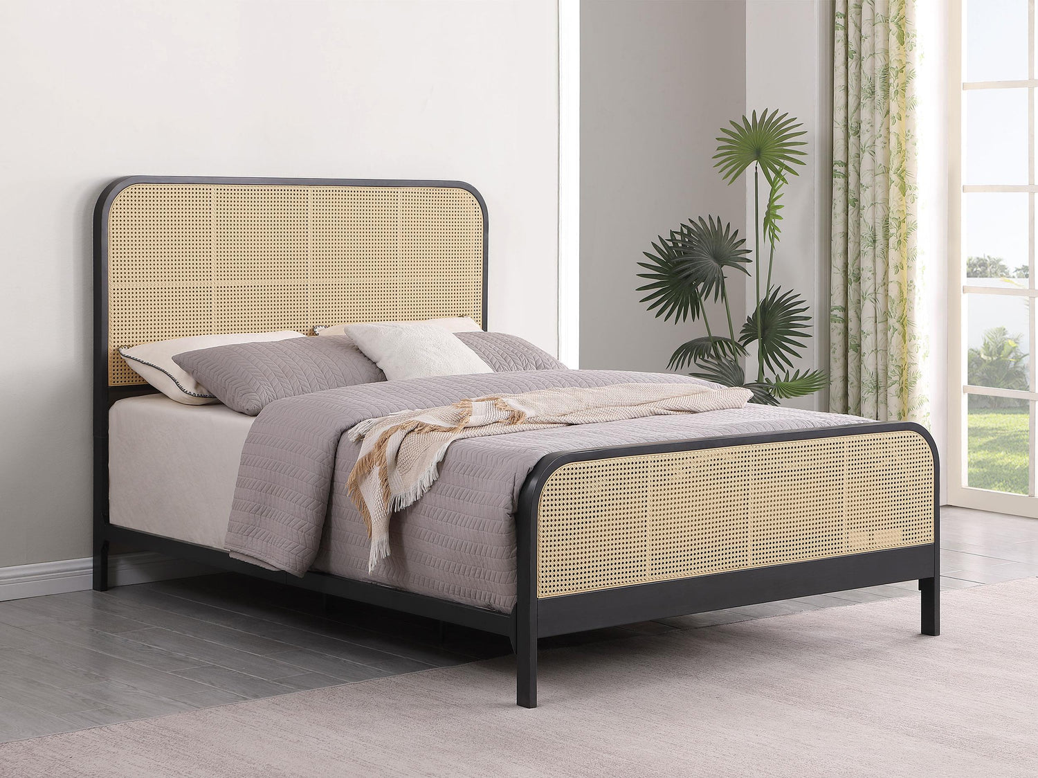 Lanewood Polyethylene PE Rattan Upholstered Metal Eastern King Bed Black - 360250KE