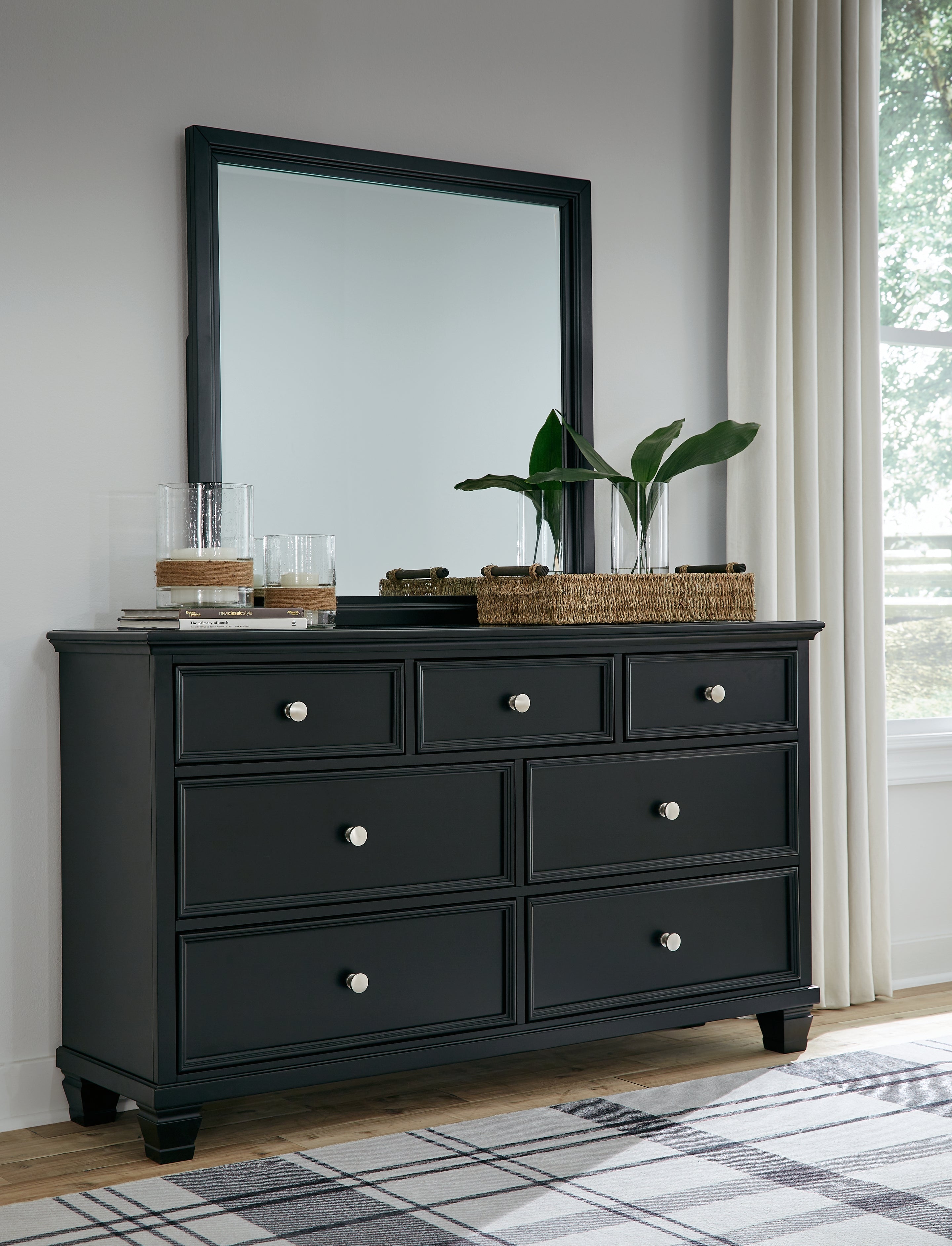 Lanolee King Panel Bed with Mirrored Dresser, Chest and 2 Nightstands in Black from Ashley - Luna Furniture