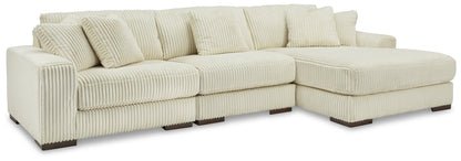 Lindyn 3-Piece Sectional with Ottoman in Ivory - PKG016104