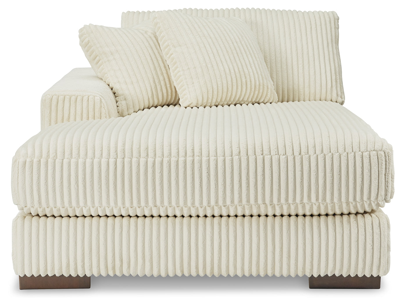Lindyn Ivory Super Chaise - 21104S16