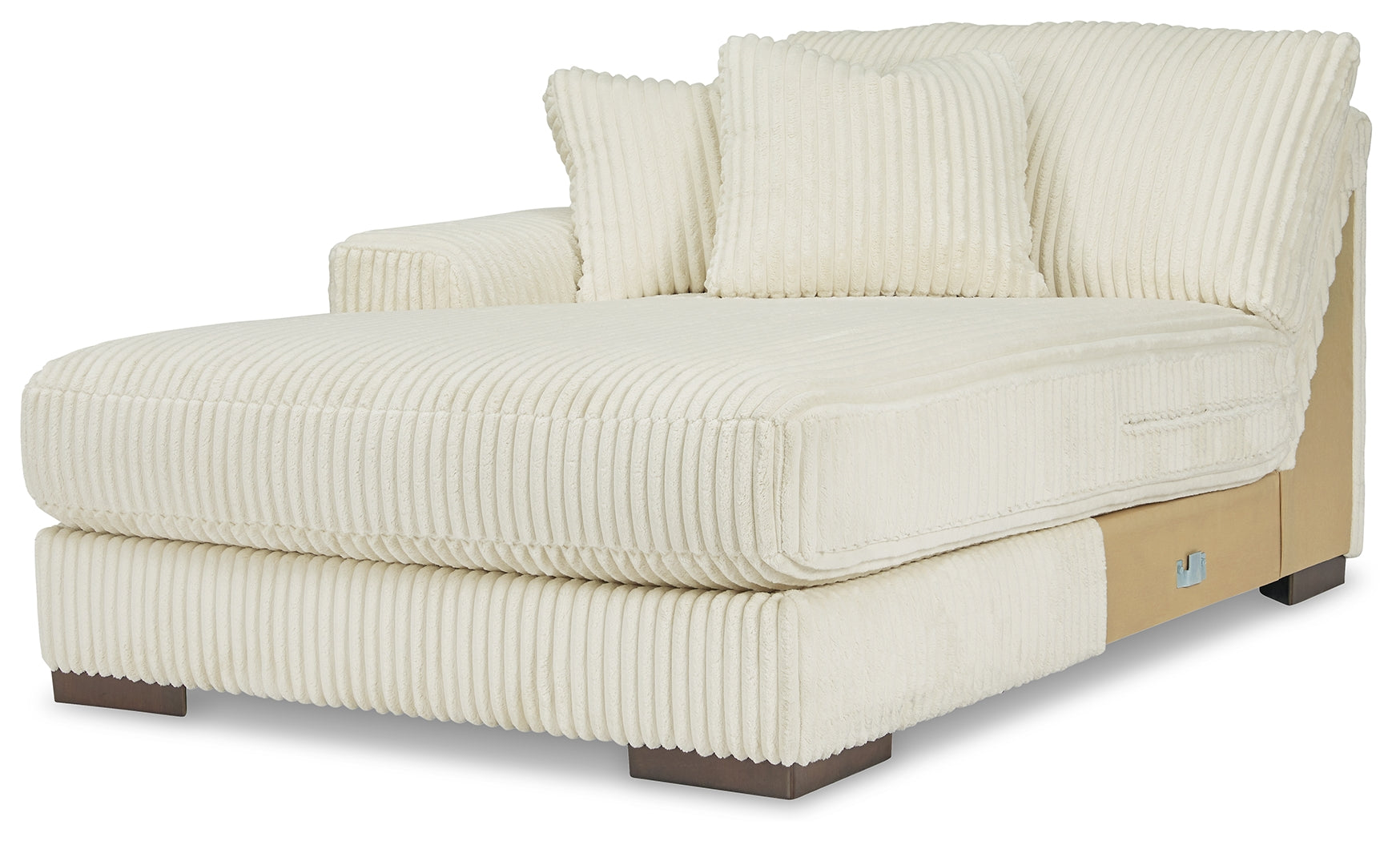 Lindyn Ivory Super Chaise - 21104S16