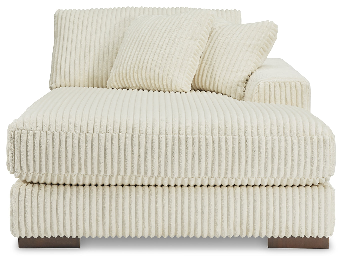 Lindyn Ivory Super Chaise - 21104S16