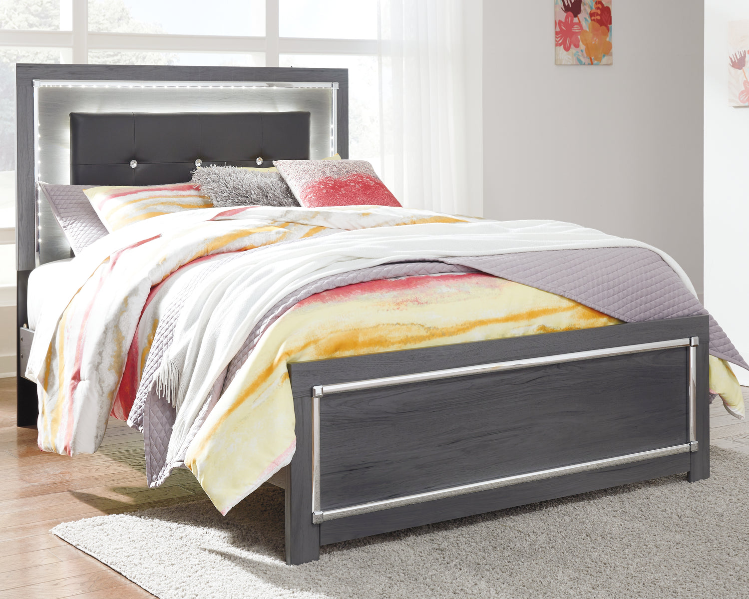 Lodanna Full Panel Bed, Dresser and Chest - B214B52
