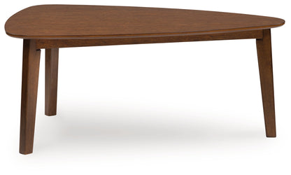 Lyncott Brown Table (Set of 3) - T135-13