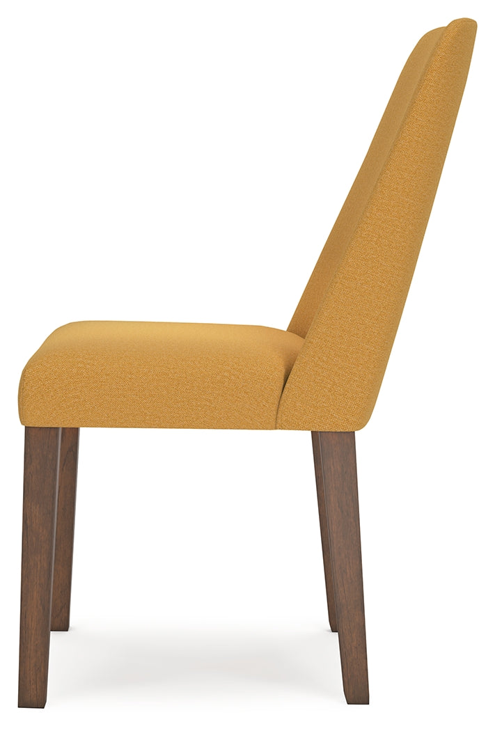 Lyncott Extension Dining Table and 4 Chairs - D615D29