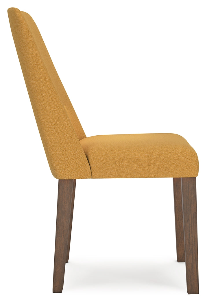 Lyncott Extension Dining Table and 6 Chairs - D615D18