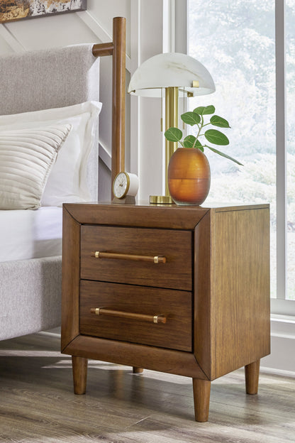 Lyncott King Upholstered Bed with Dresser and 2 Nightstands in Brown from Ashley - Luna Furniture