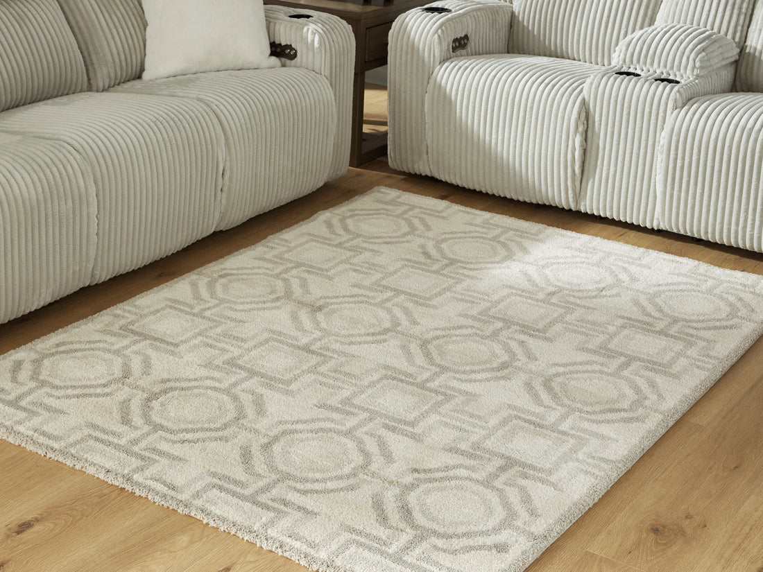 Maconville Ivory/Gray Medium Rug - R407322