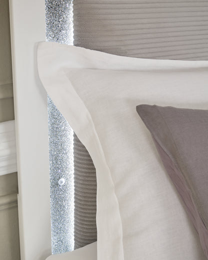 Maeling White King Upholstered Panel Bed - PCB1119B4