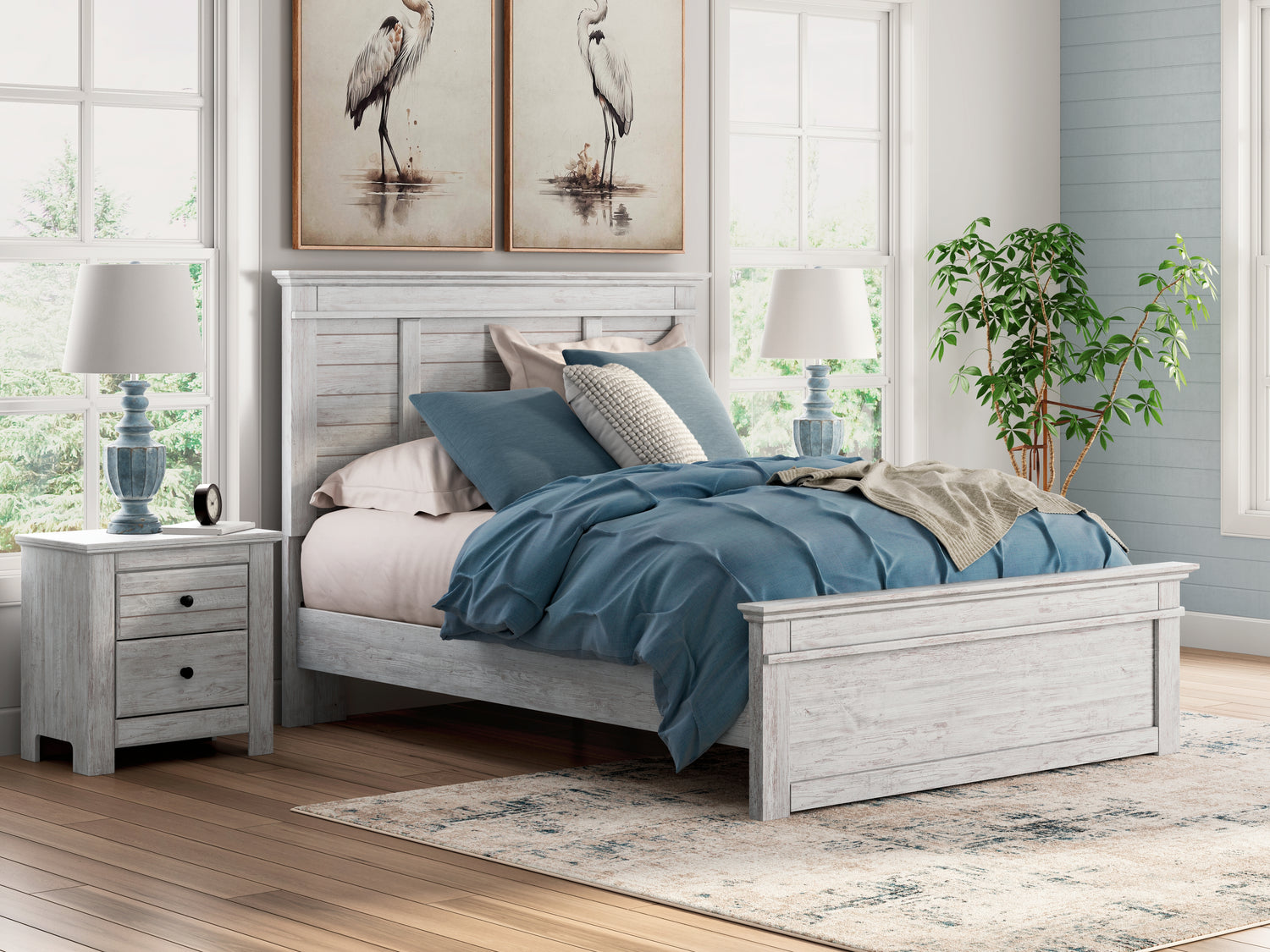 Makidern Whitewash Queen Panel Bed - PCB1171B2