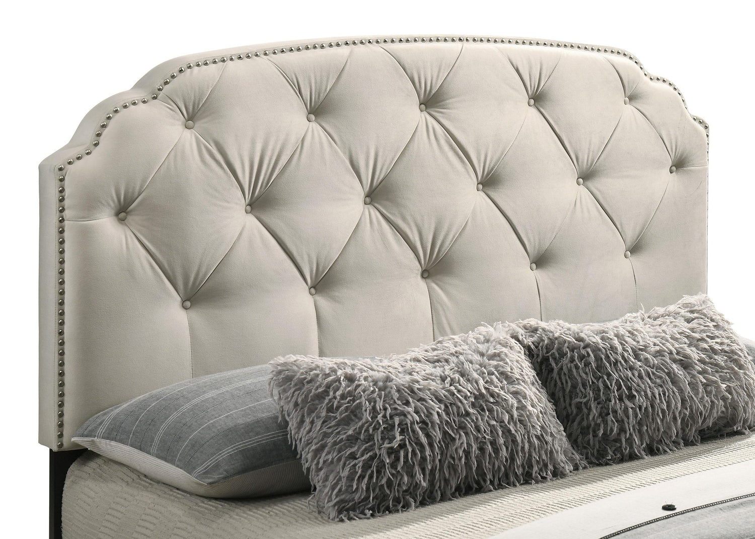 Marianna 4-drawer Upholstered Eastern King Storage Bed Cream - 316011KE