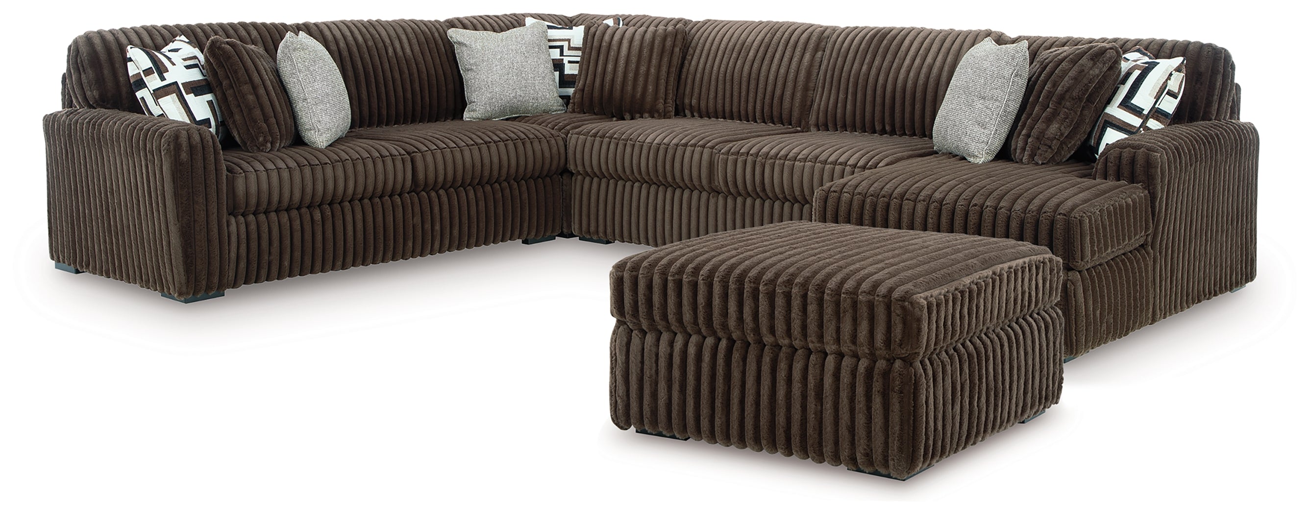 Midnight-Madness 4-Piece Sectional and Oversized Accent Ottoman - 98104U5