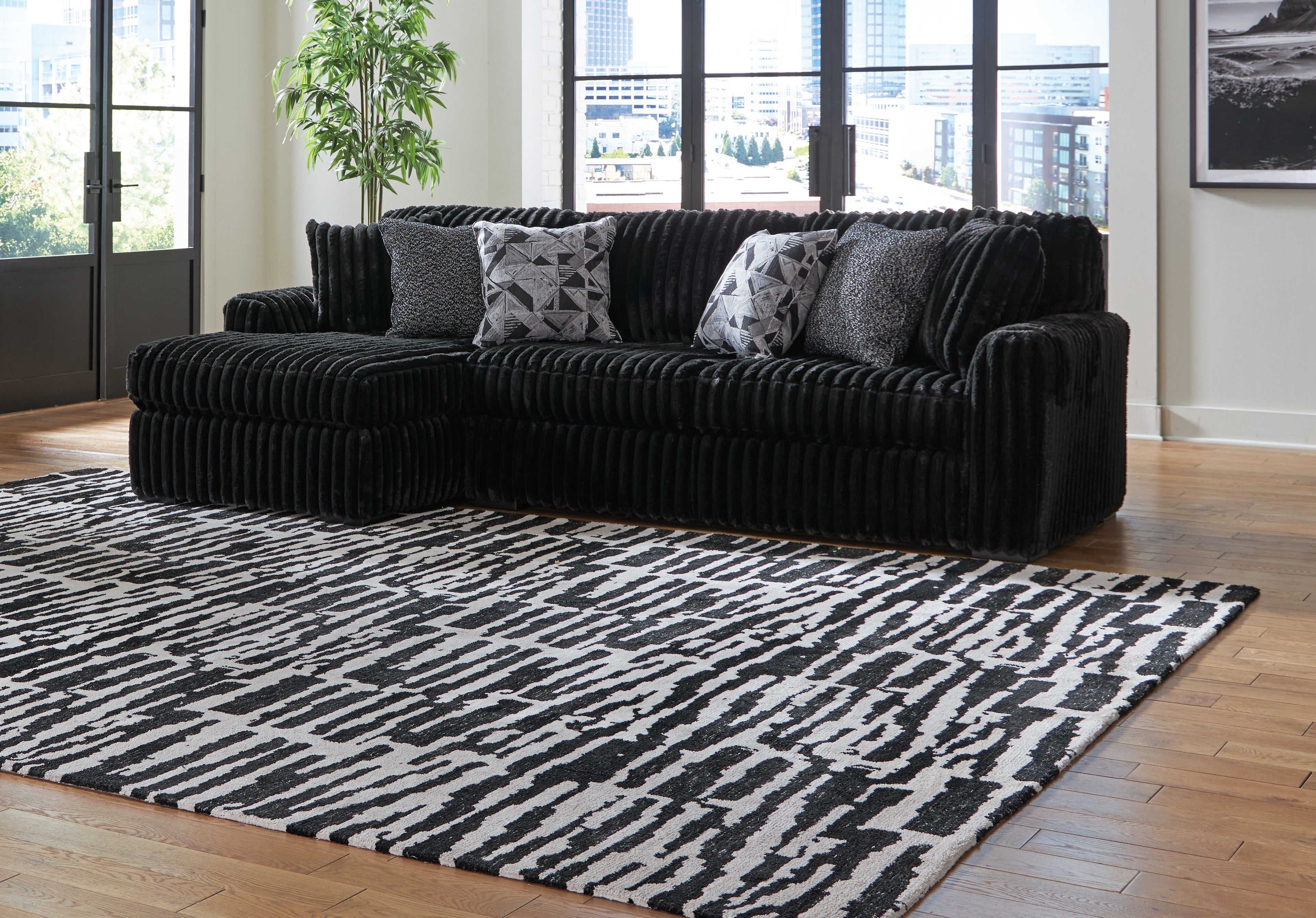 Midnight-Madness Onyx 2-Piece Sectional Sofa with Chaise - 98103S1