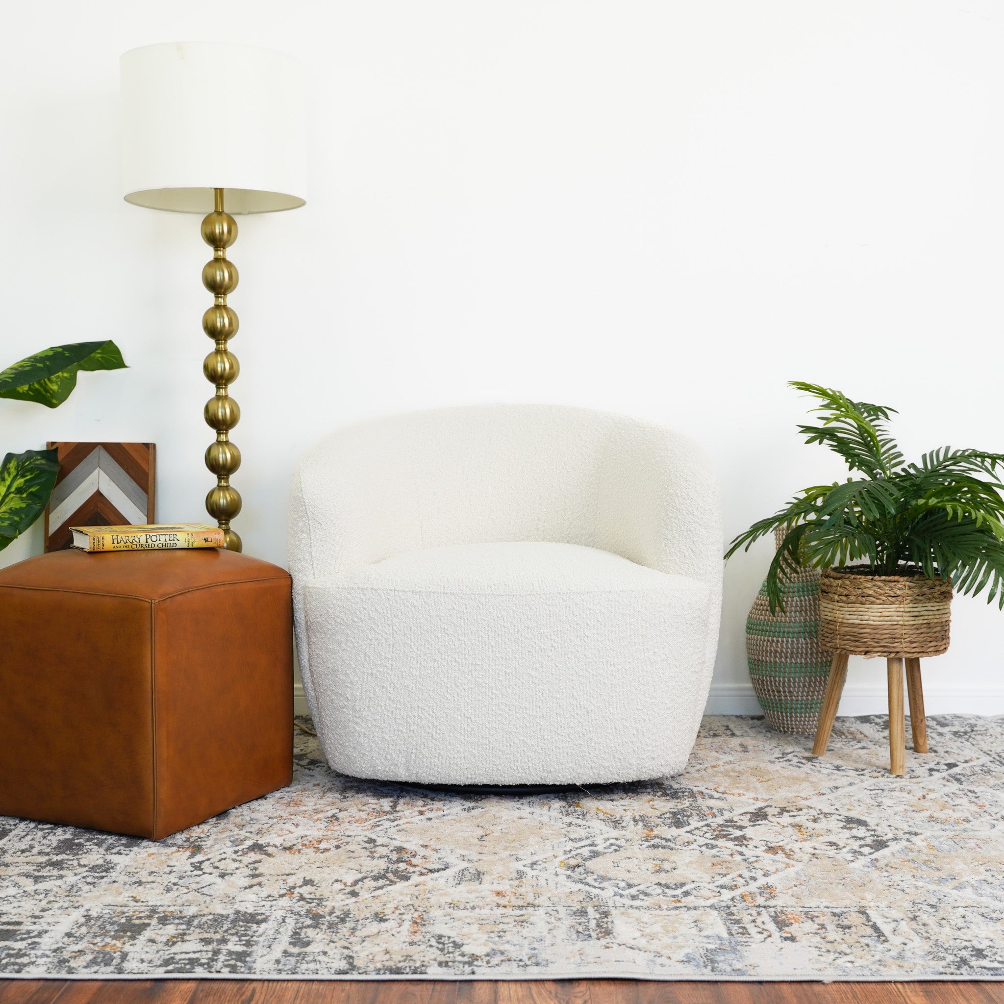 Mina White Boucle Swivel Chair - SCH00500701