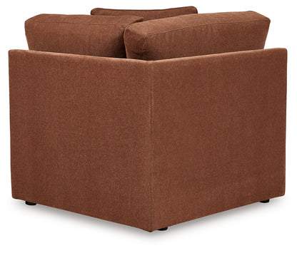 Modmax 7-Piece Sectional and 2 Ottomans - 92102U25