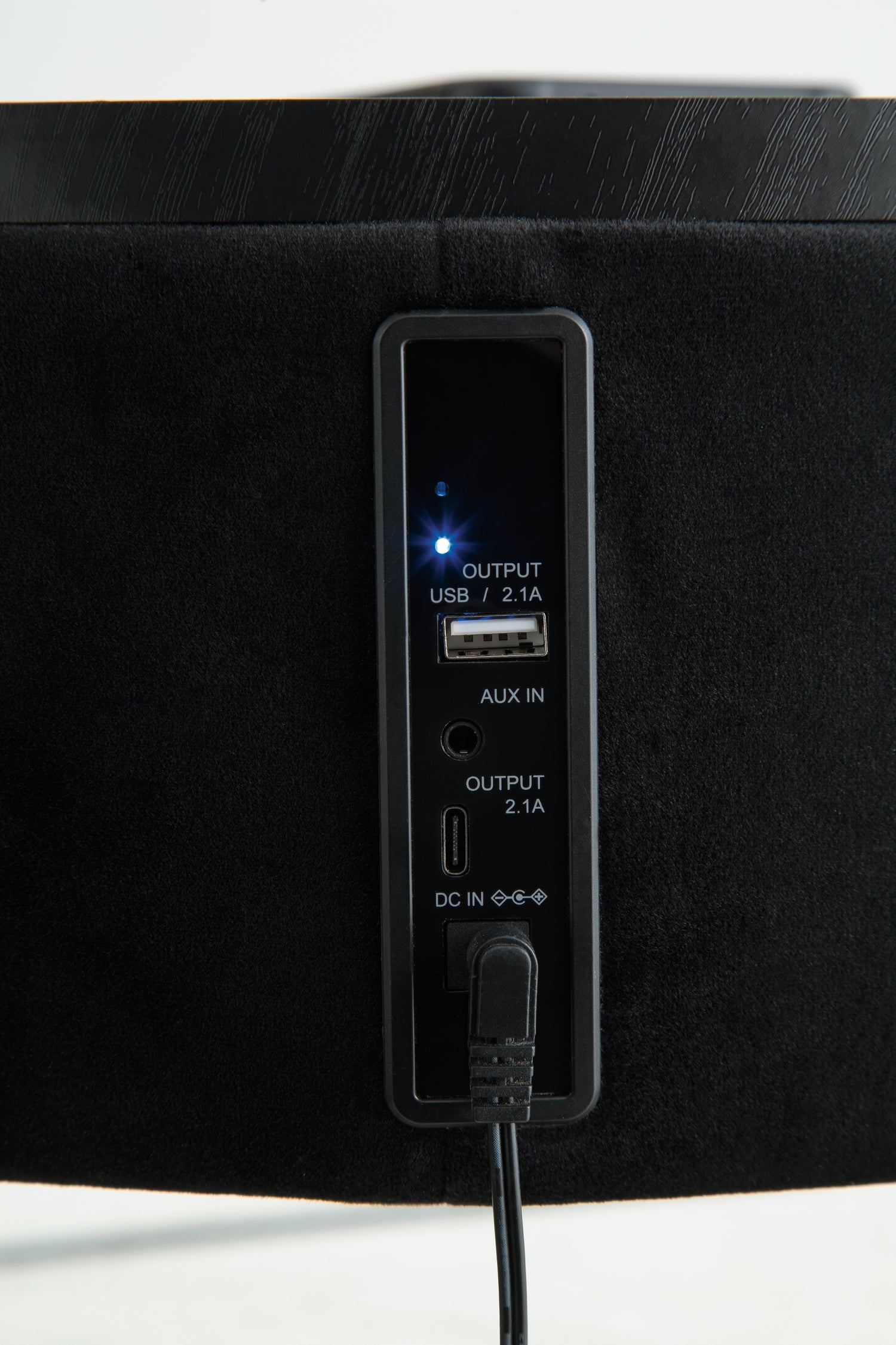 Nedman Black/Gold Finish Accent Table - A4000669