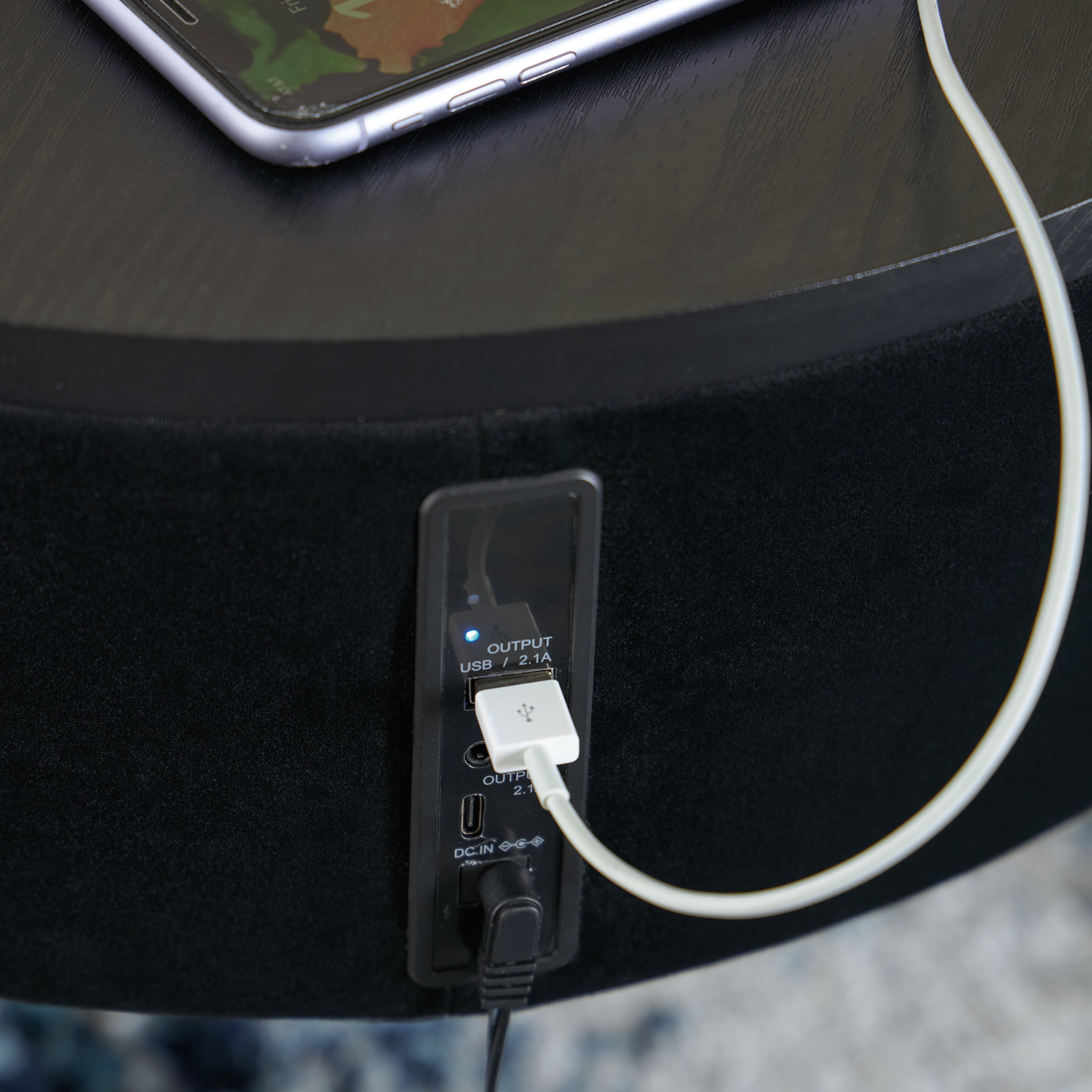 Nedman Black/Gold Finish Accent Table - A4000669