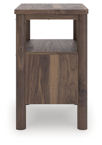 Pamytta Brown Nightstand - PCB2614-91