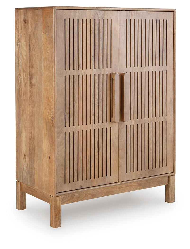Pellamour Natural Brown Bar Cabinet - A4000698