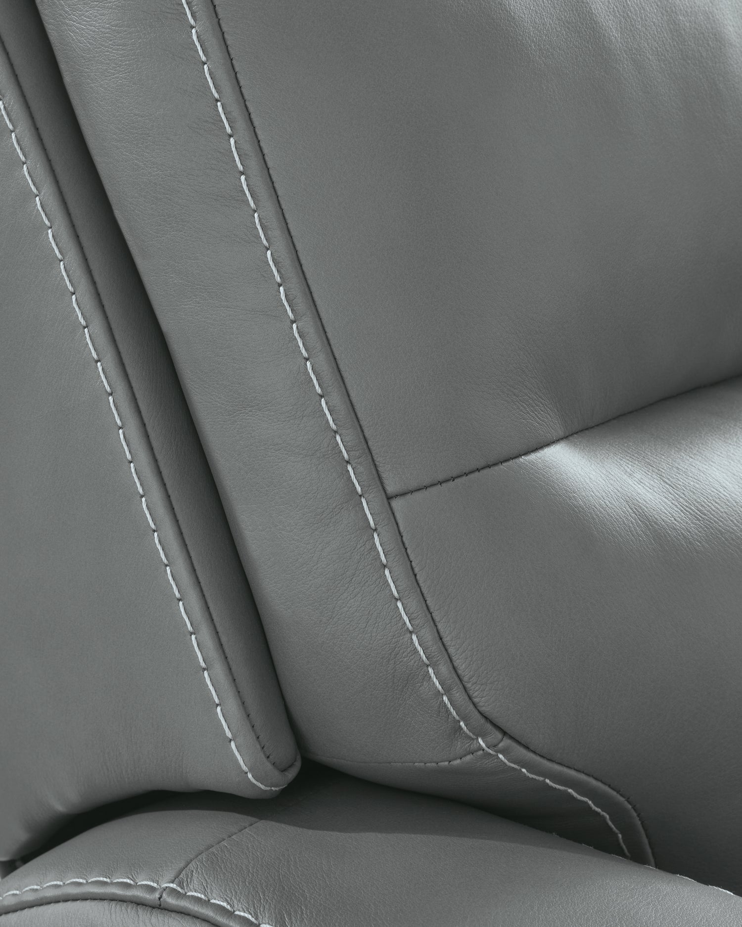 Pennacle Pier Tideon Power Recliner - PCU1350113
