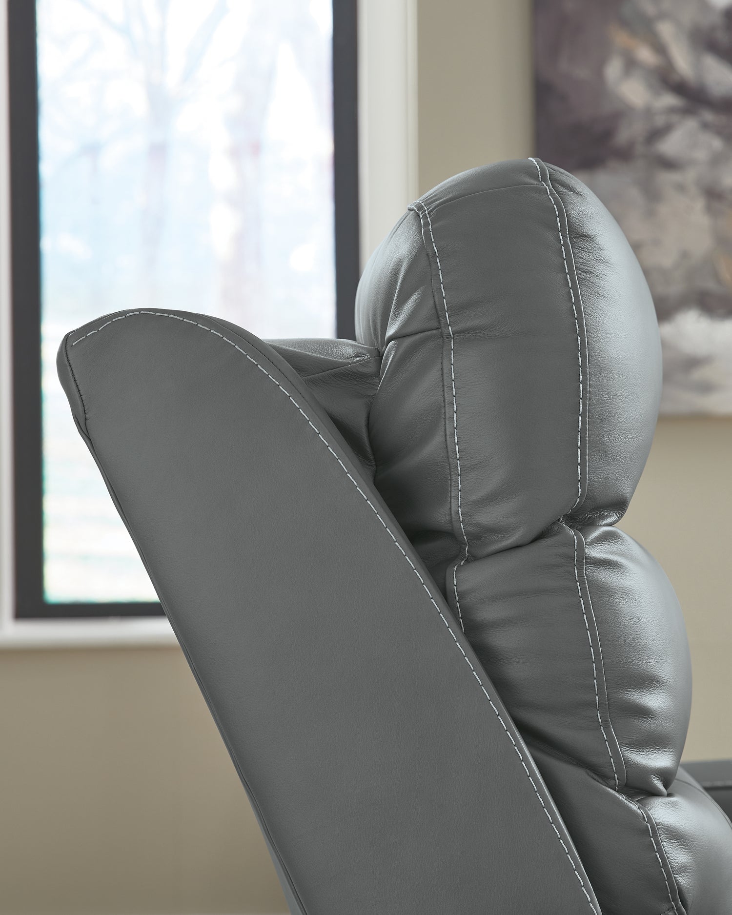 Pennacle Pier Tideon Power Recliner - PCU1350113