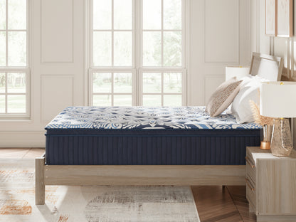 Plush Luxe 2.0 Blue California King Mattress - M49751