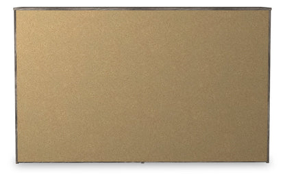 Ralinksi Full Panel Bed with Dresser and 2 Nightstands in Gray from Ashley - Luna Furniture