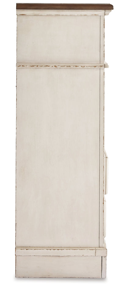 Realyn Full Panel Bed, Dresser, Mirror, Chest and Nightstand - B743B81