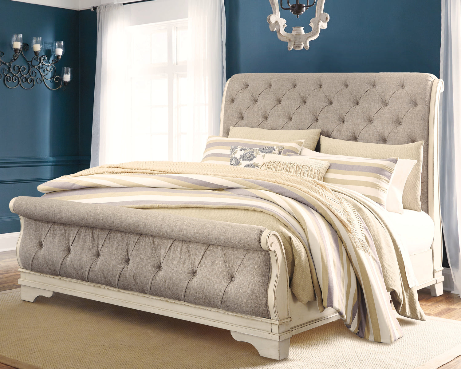Realyn Two-tone Queen Upholstered Sleigh Bed and Chest - B743B29
