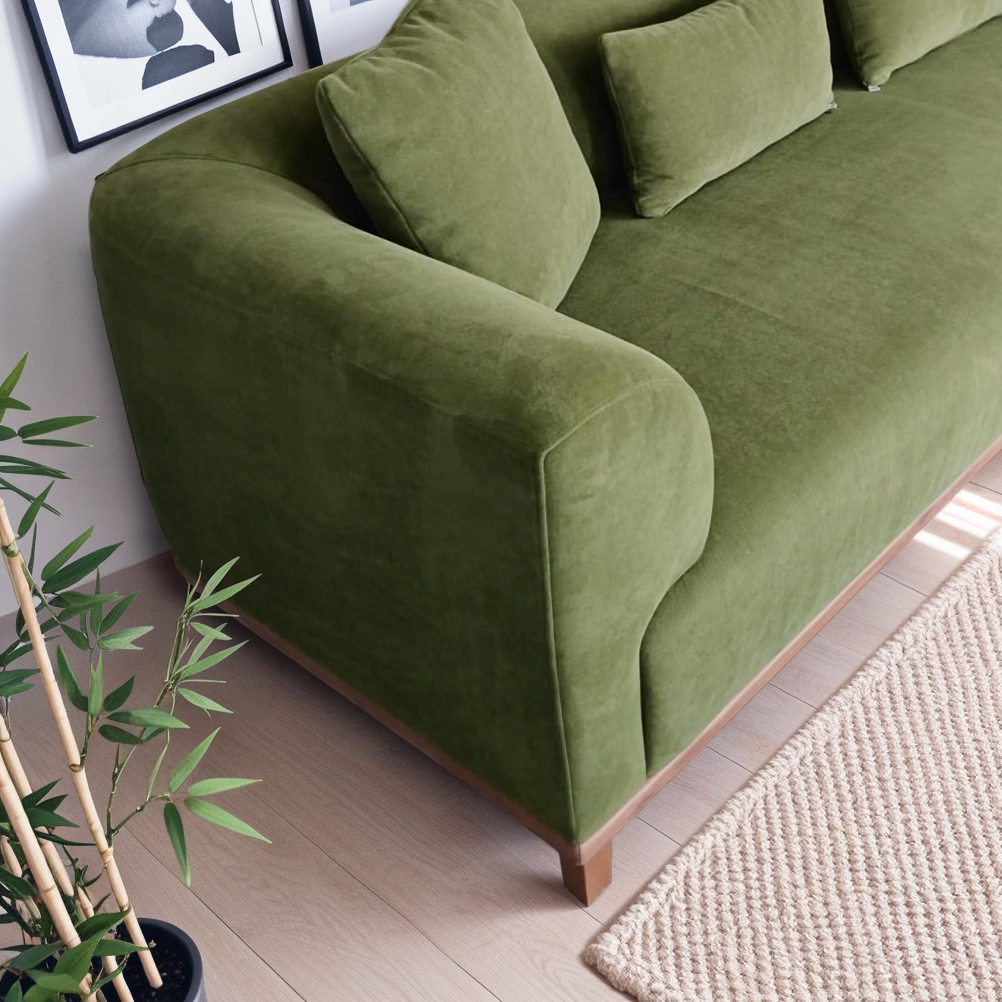 Richardson Green Velvet Sofa - SOF02108502