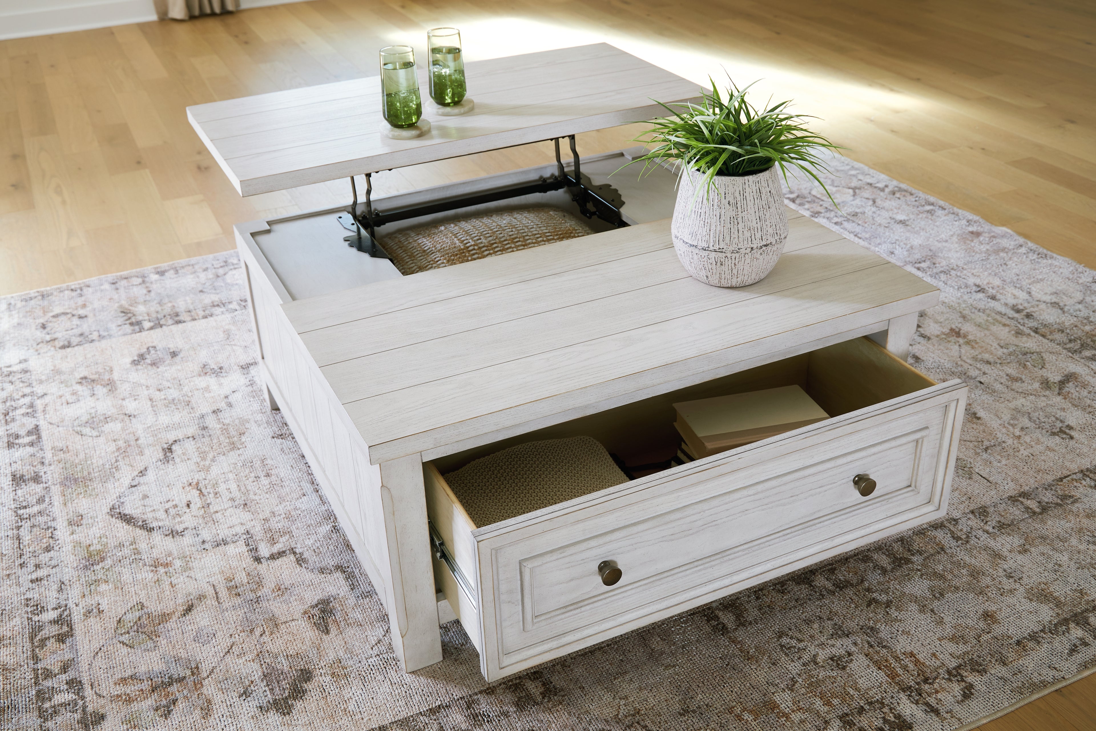 Robbinsdale Antique White Lift-Top Coffee Table - T729-00