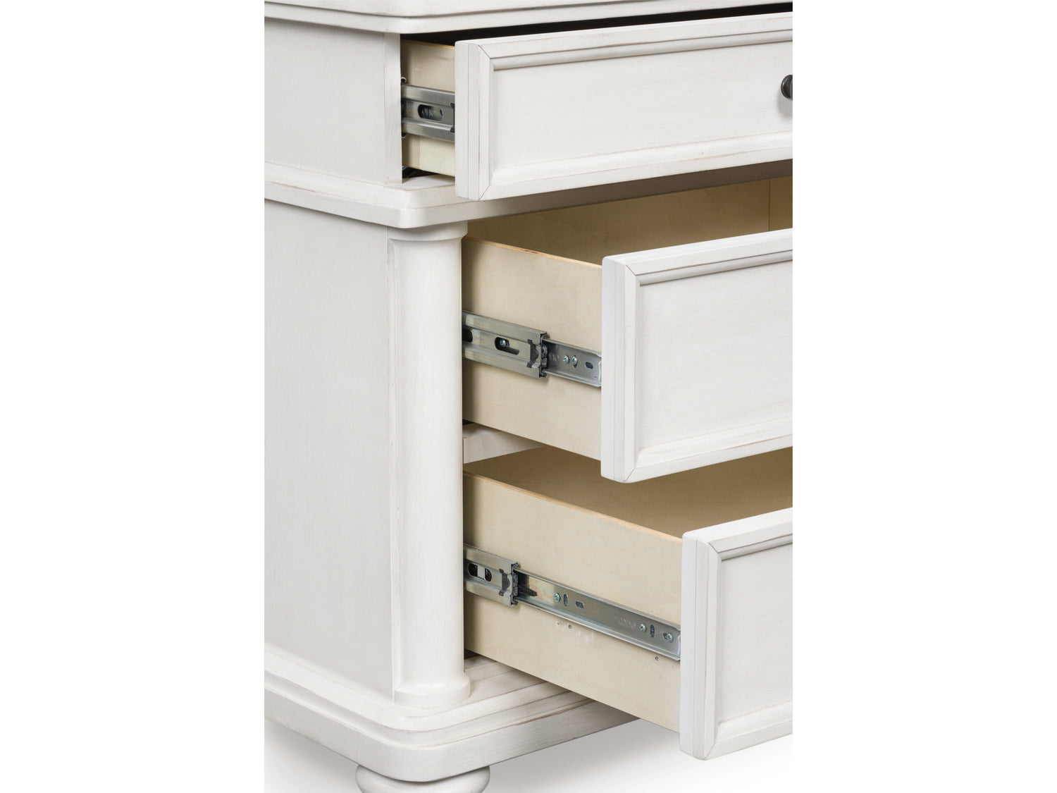 Rowlenstown Antique White Dresser - PCB823-31
