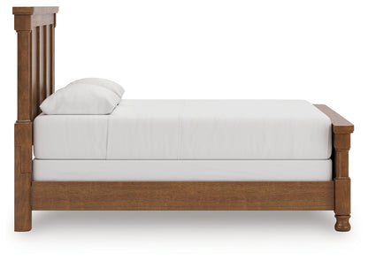 Rowlenstown Brown Queen Poster Bed - PCB824B2