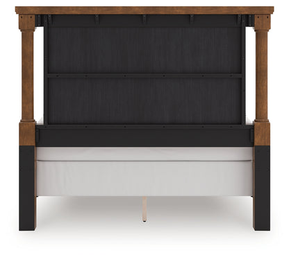 Rowlenstown Brown Queen Poster Bed - PCB824B2