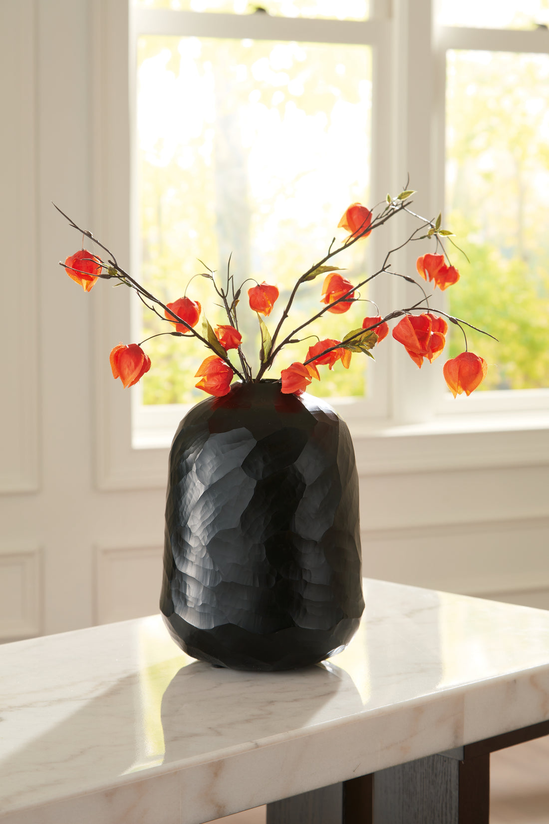 Ryanford Black Vase - A2000718