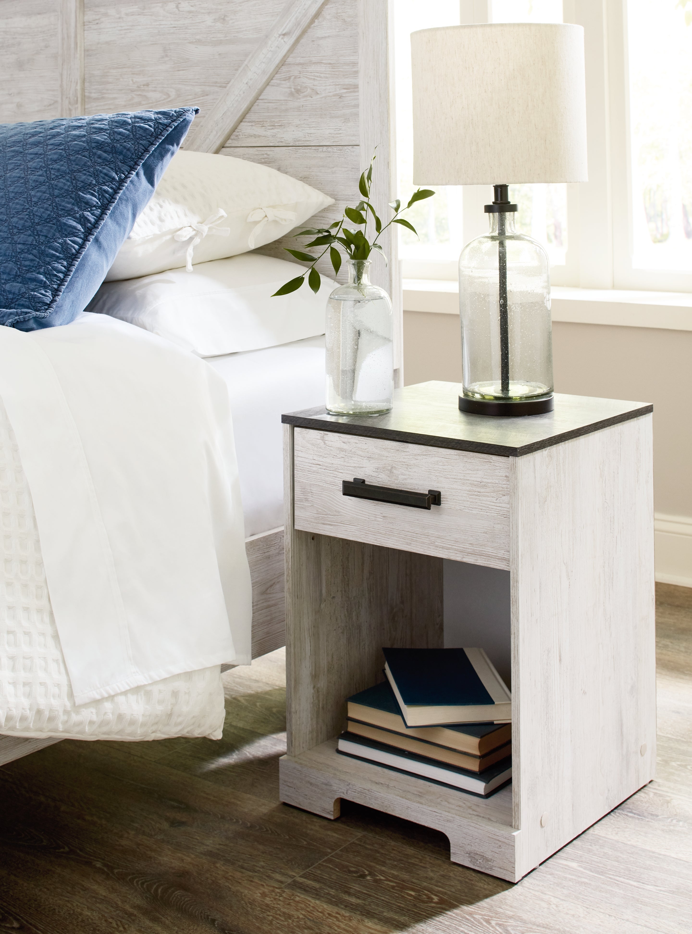 Shawburn Whitewash and Charcoal Gray Platform Bedroom Set from Ashley - Luna Furniture