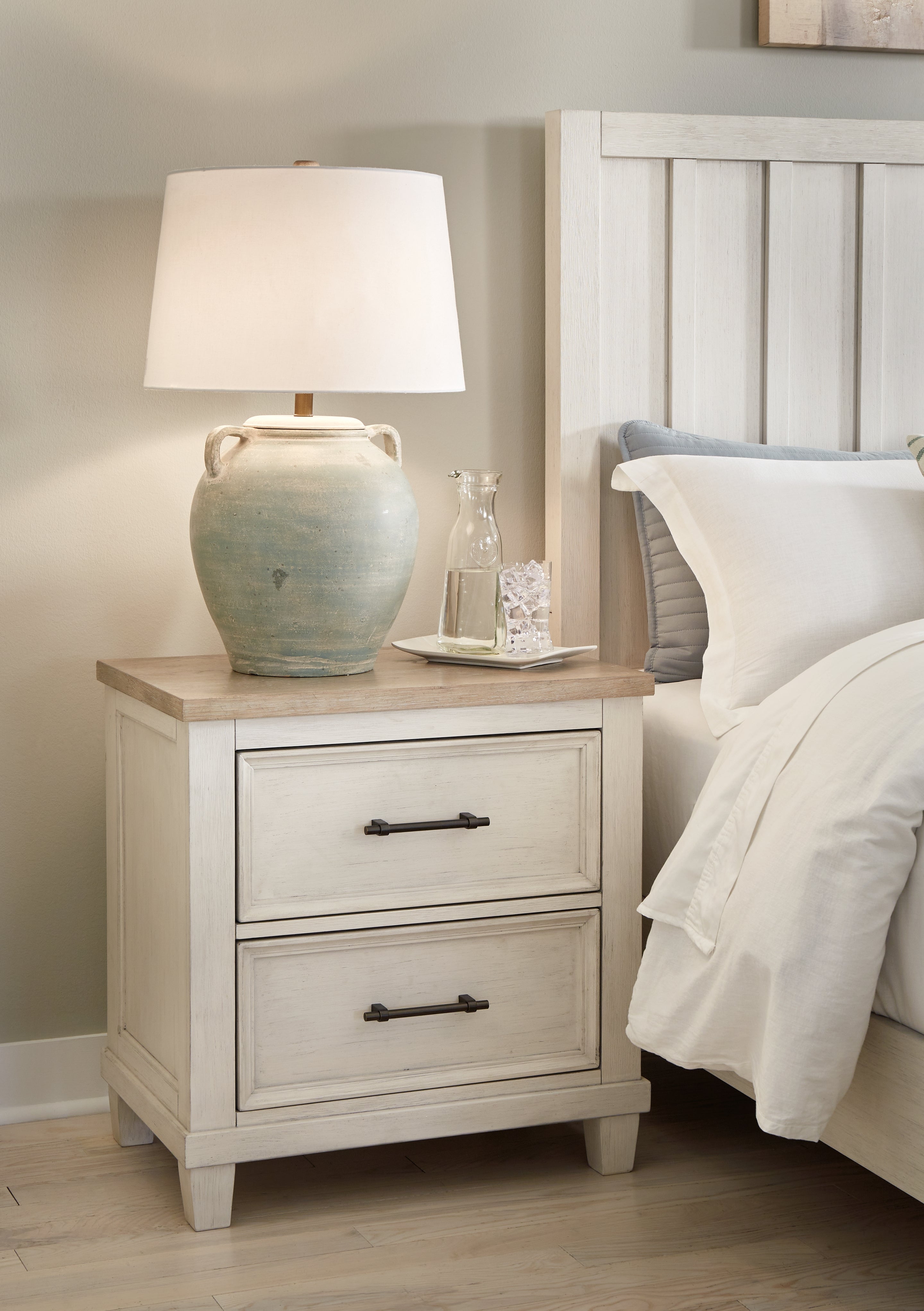 Shaybrock Queen Panel Bed with 2 Nightstands in Antique White from Ashley - Luna Furniture