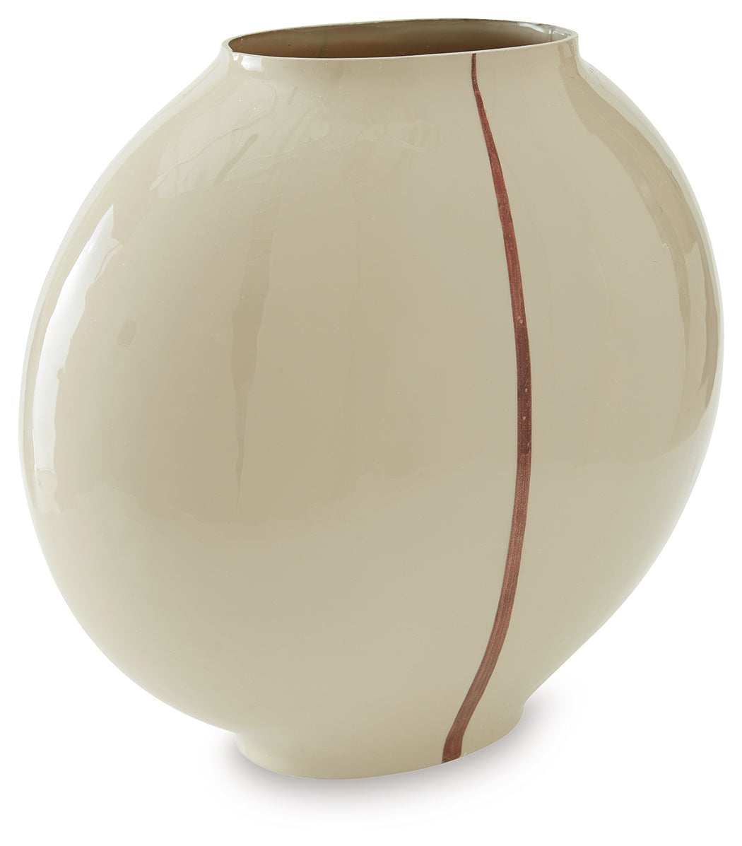 Sheabourne Cream Vase - A2000702