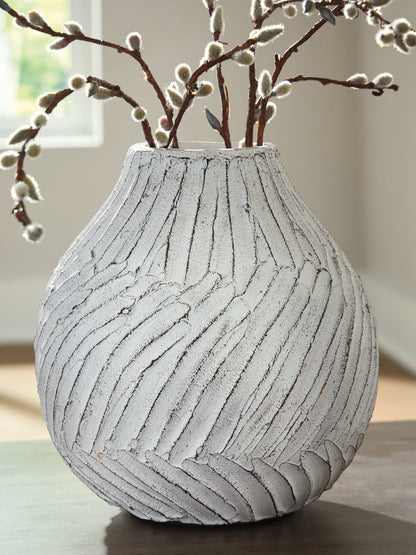 Shelvie Distressed White Vase - A2000848