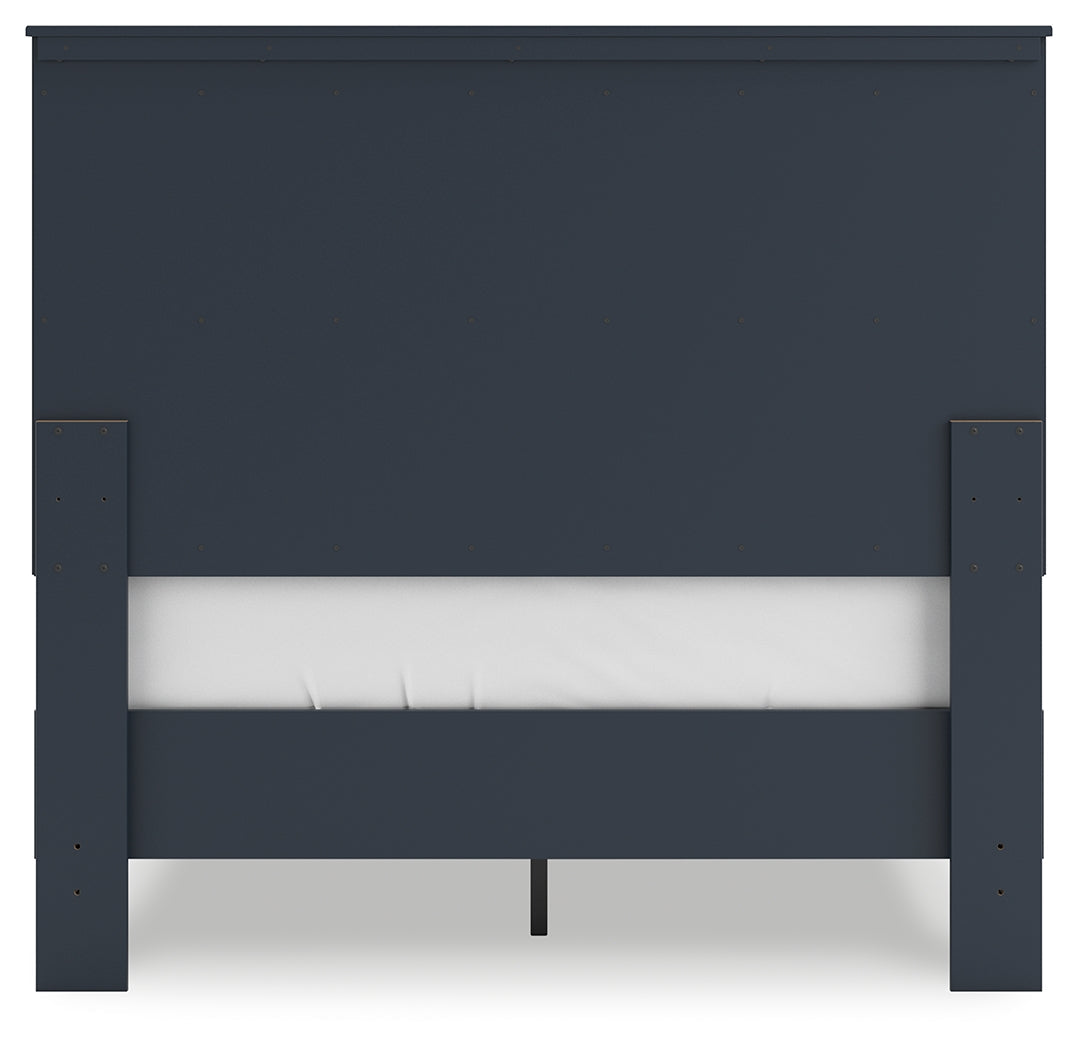 Simmenfort Full Panel Headboard with Dresser and Chest in Navy Blue - PKG020613