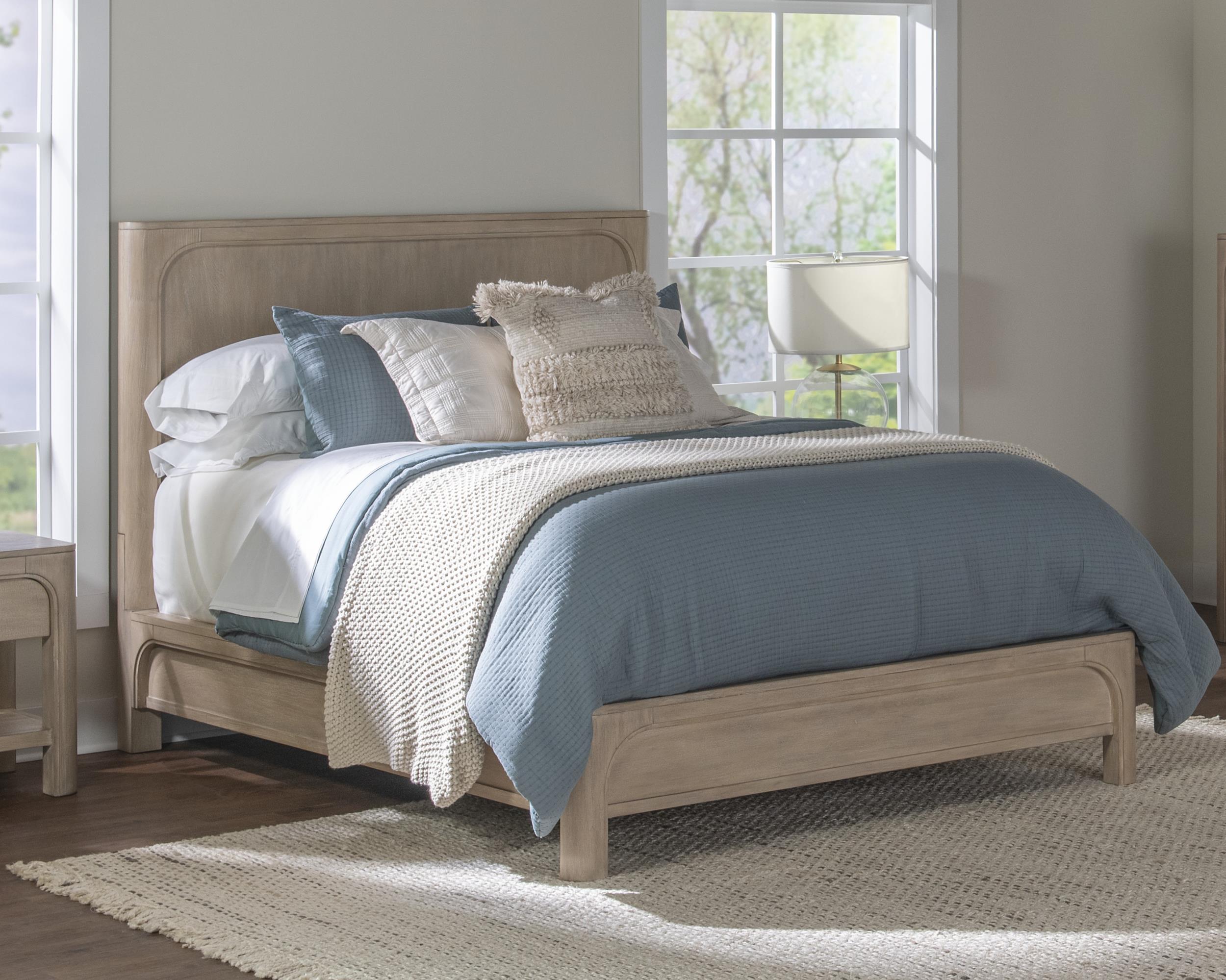 Solano 55-inch Queen Panel Bed Weathered Mango - 222521Q