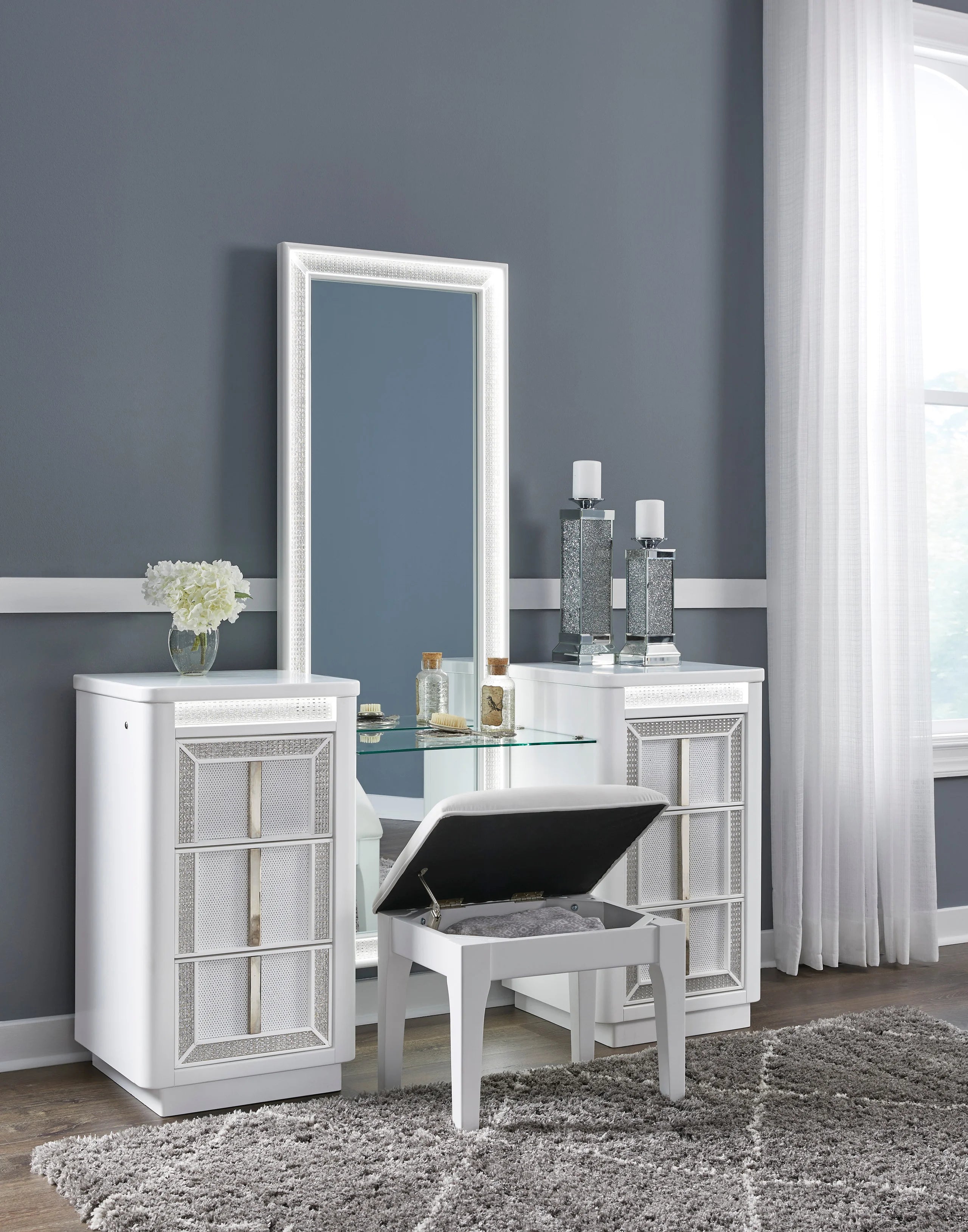 B822 - Vanity w/Stool (LED Lights) - B822 - Vanity w/Stool (LED Lights)