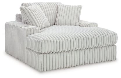 Stupendous 3-Piece Sectional and Oversized Chaise - 25903U4