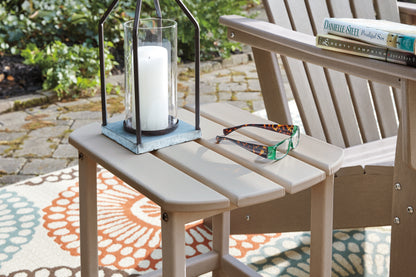 Sundown Treasure Driftwood 4 Adirondack Chairs and Outdoor End Table - P014P2