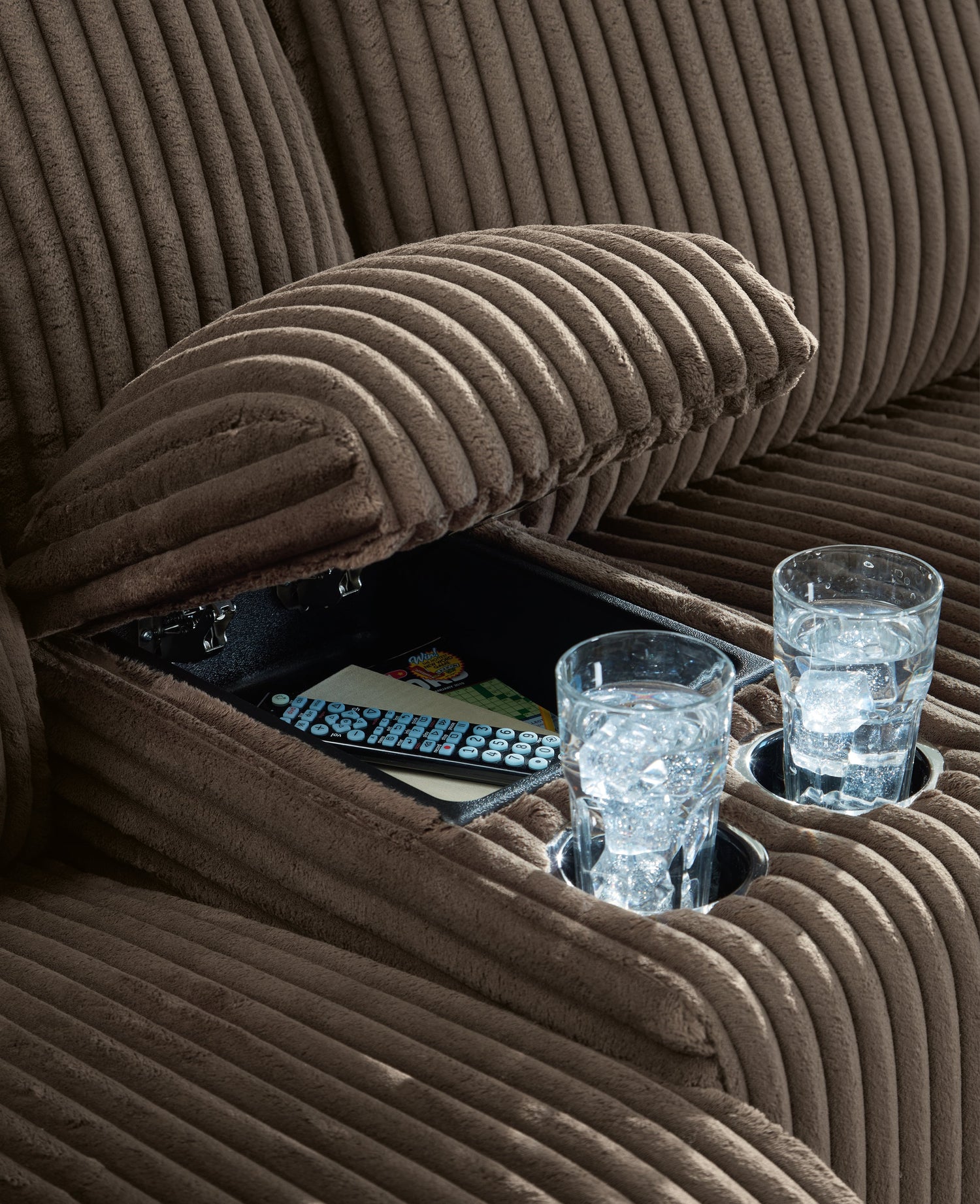 Top Tier Sofa and Recliner in Chocolate from Ashley - Luna Furniture