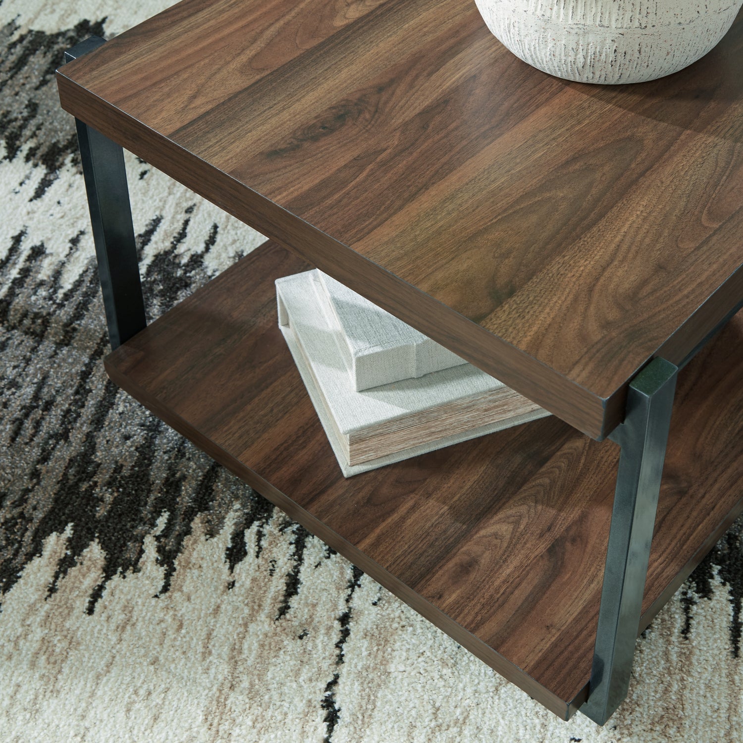 Trindwick Brown/Black Table (Set of 3) - T381-13